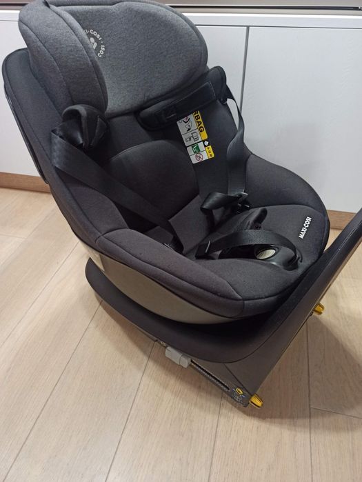 Maxi Cosi Mica 360 i-Size fotelik obrotowy z bazą Isofix stan B. DOBRY