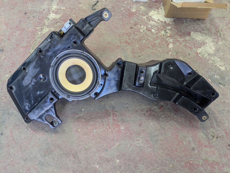 Jeep renegade сабвуфер динамик бас кевларовый