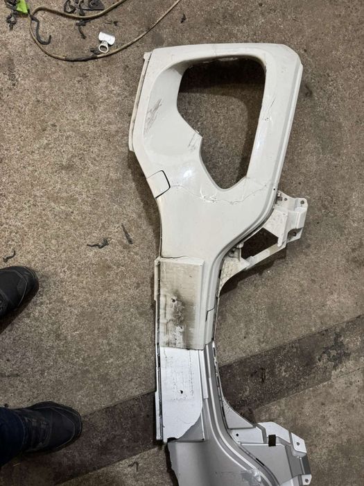 Бампер Dacia Spring Оригінал