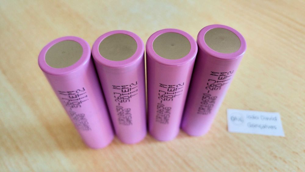 Pilha bateria 18650 Samsung 3.7V 2600 mAh recarregável