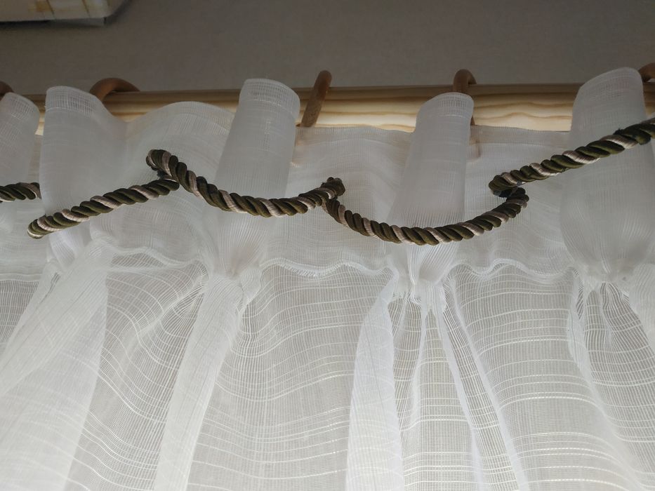 Комплект гардин молочного цвета