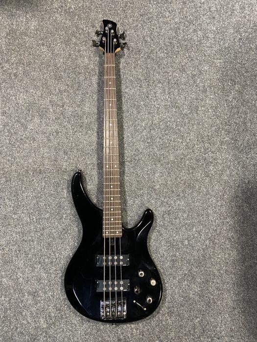 Бас Гітара Yamaha TRBX-304