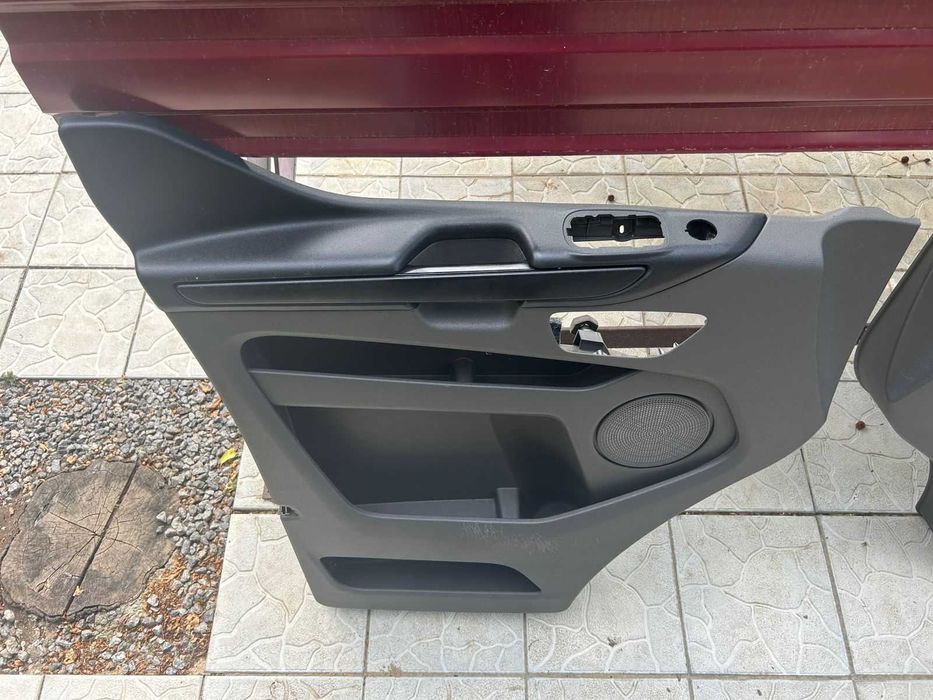 карти передніх дверей Ford Custom