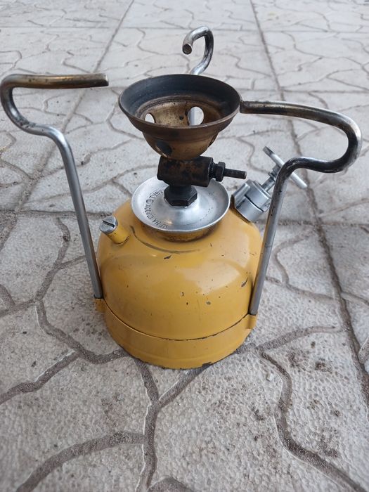 Продам примус бензиновый