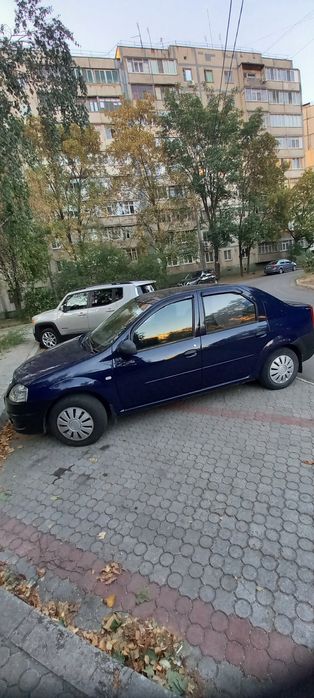 Авто в чудовому стані.