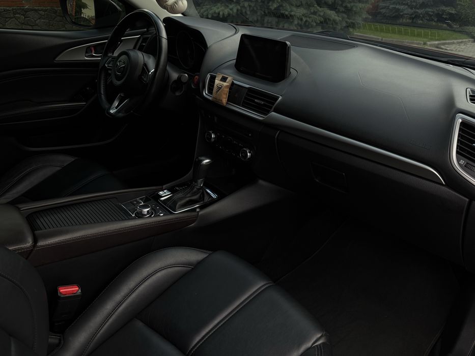 Mazda 3 2017 2.5 116- пробег.