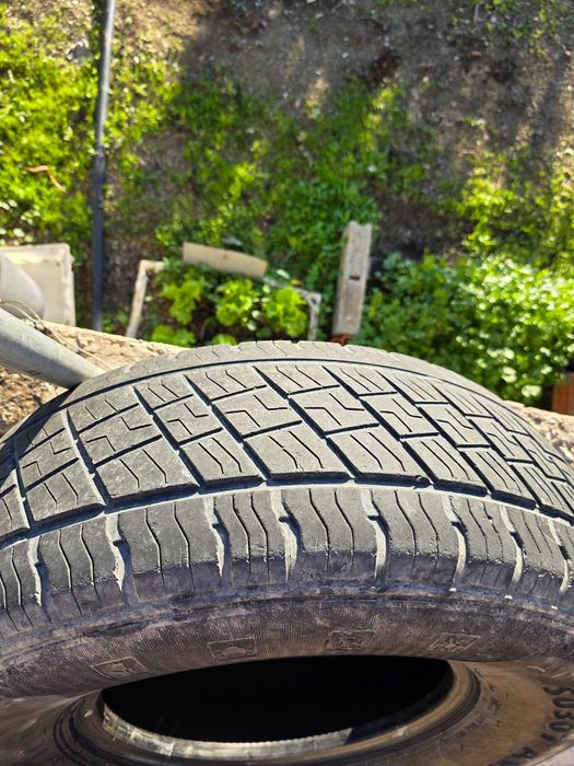 Pneus 4x4 265/75 R15