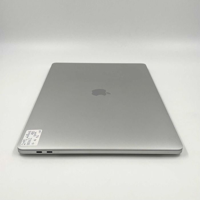 590$ MacBook Pro 16 2019 MVVL2 2,6GHz / i7 / 16 GB / 512gb SSD