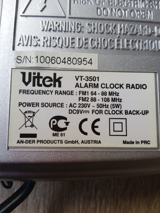 Часы радио будильник vitek vt-35-01 новые - 800 гр.