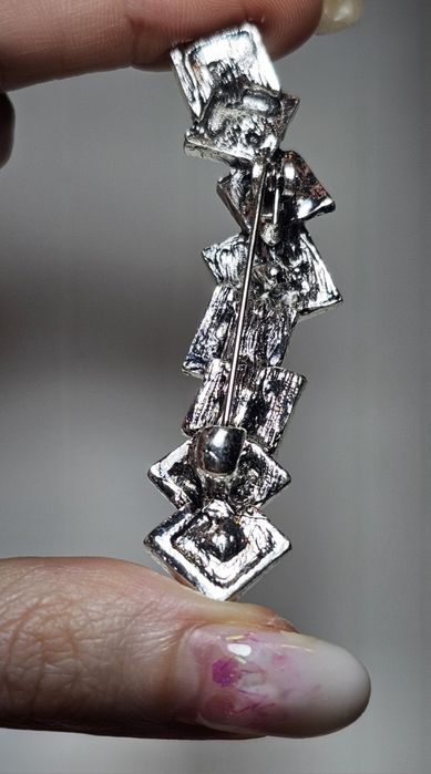 Broszka z Cyrkoniami