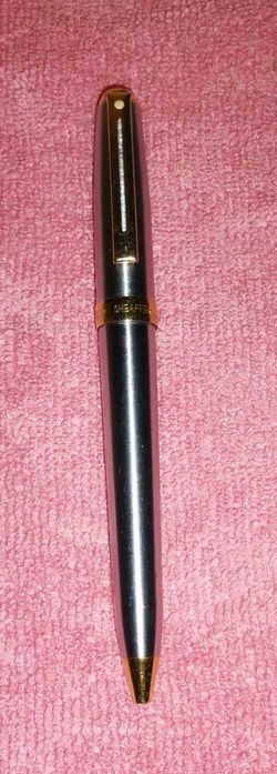 Caneta esferográfica SHEAFFER PRELUDE em cromado escovado
