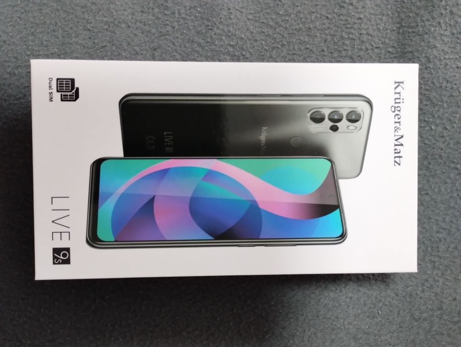 Smartfon Kruger i Matz Live 9 S + pokrowiec.