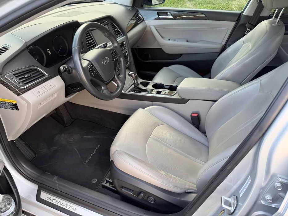 Hyundai Sonata      2017