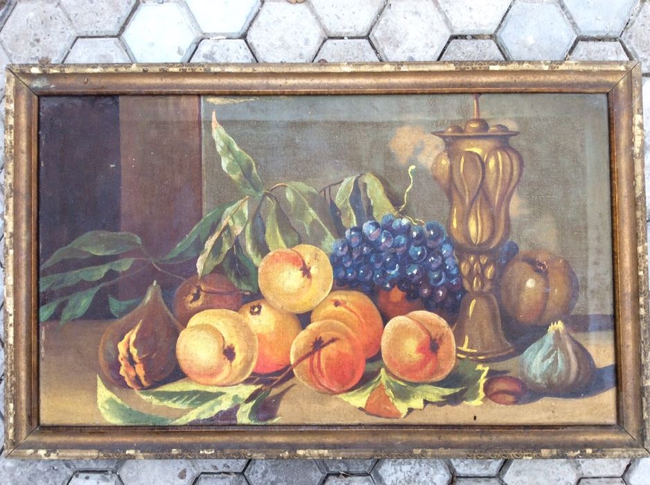 Старые картины.