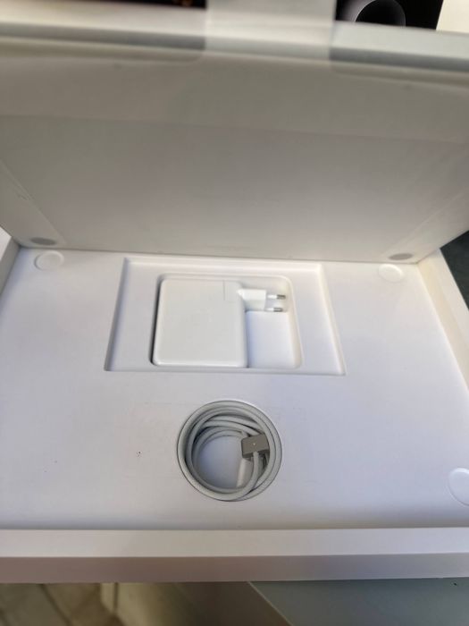 Open box macbook pro 16 M4 pro 24/512Gb. (Silver)