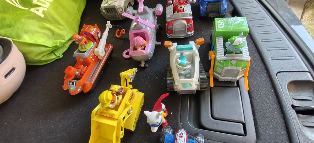 Psi patrol - figurki i pojazdy