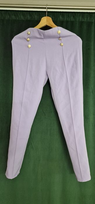 Fioletowy garnitur dziewczęcy dziecięcy r 158 - 164.