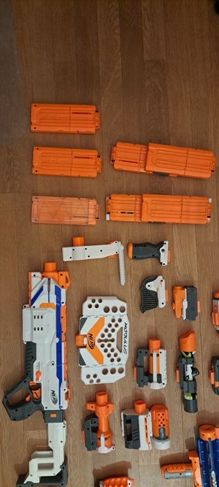 Nerf zabawki całe zestawy plus dodatki