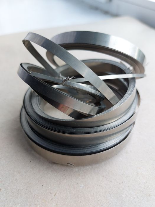 Ніхром Х20Н80 стрічка для нагрівальних елементів 0,15×8мм. 100₴/метр.