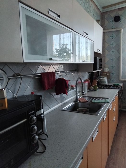 Здам в оренду кімнату для дівчини або жіночки в будинку м.Бориспіль вул Героїв України (Сєрова)