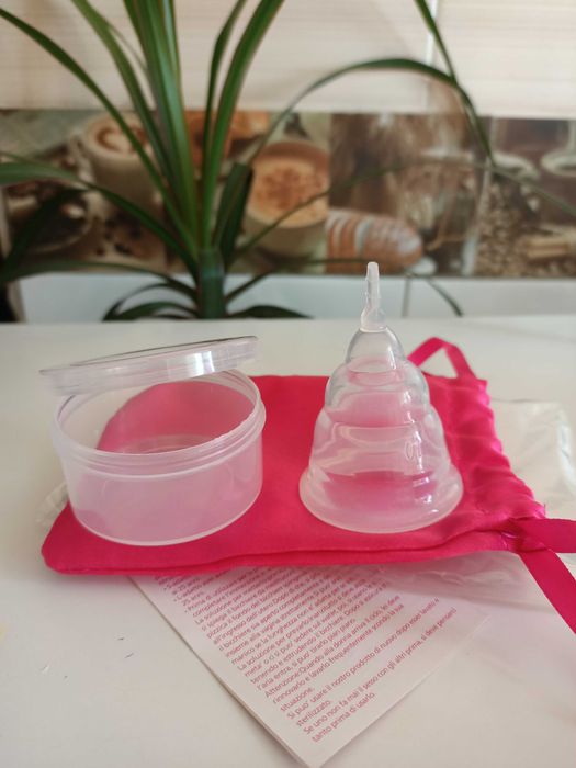 Менструальная чаша,капа