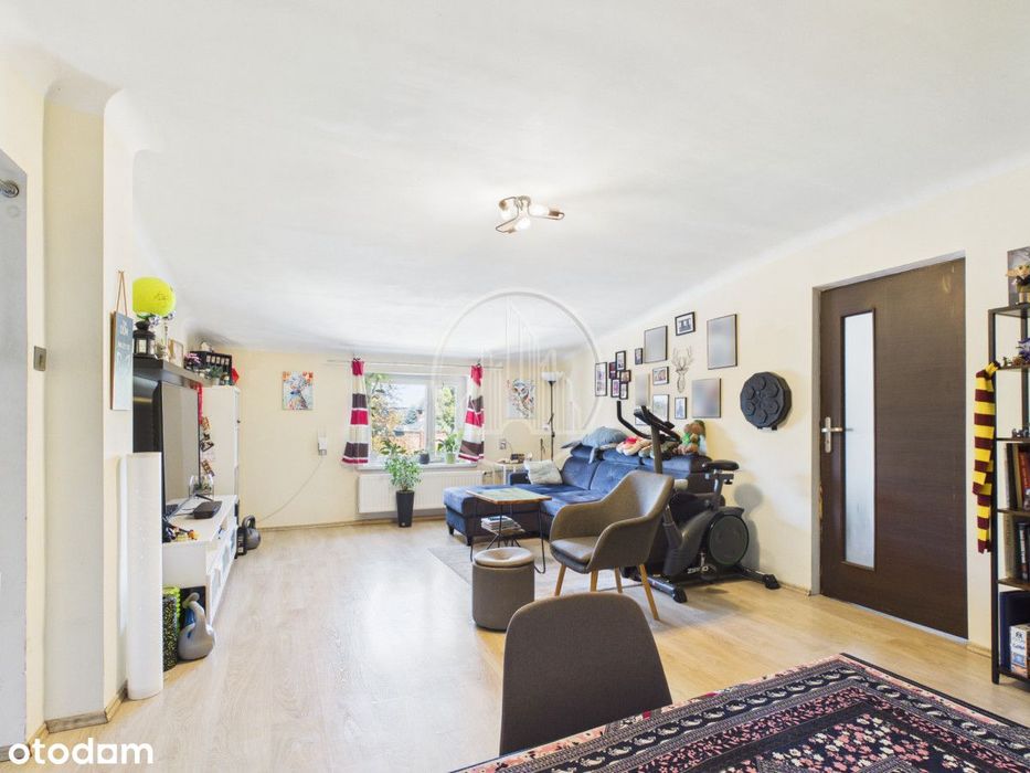 63,29 m² w sercu Żyrardowa – 2 pokoje, kamienica