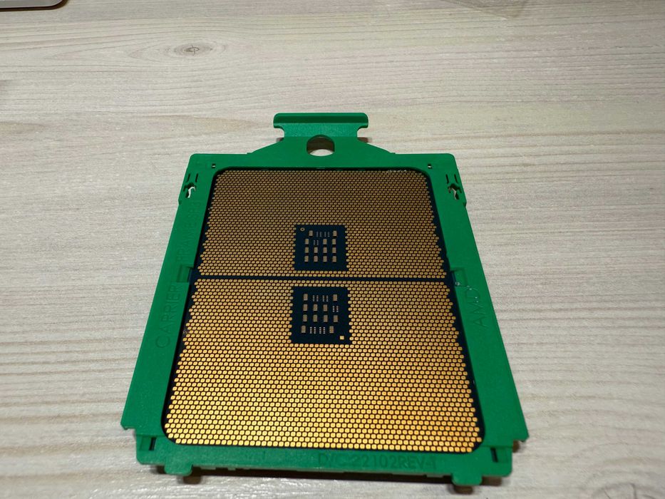 Процесор серверний AMD EPYC 7402 24C/48T 2.8G (100-000000046)