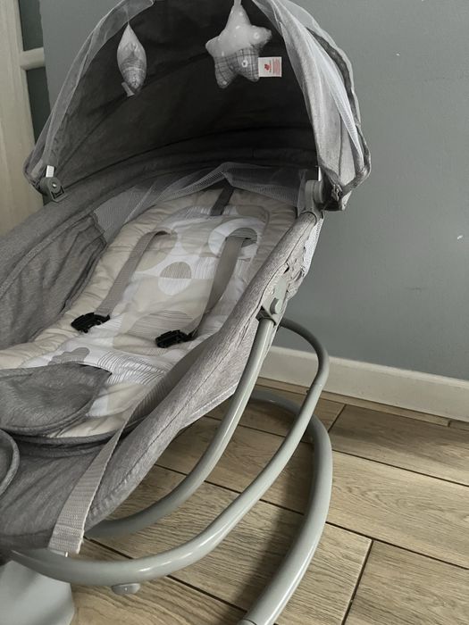 Заколисуючий центр Mastela