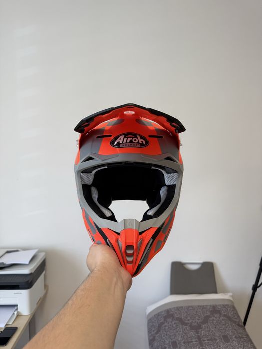 Кросовий мотошолом Airoh Strycker XL