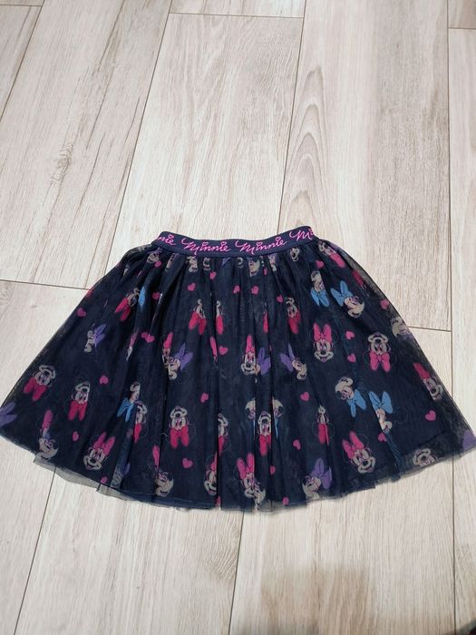 Spódniczka w rozmiarze 128