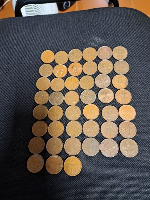 Moedas antigad de 1$00