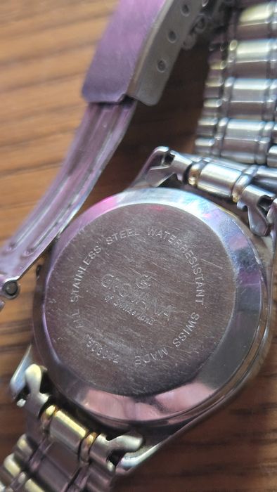 Жіночий годинник Grovana