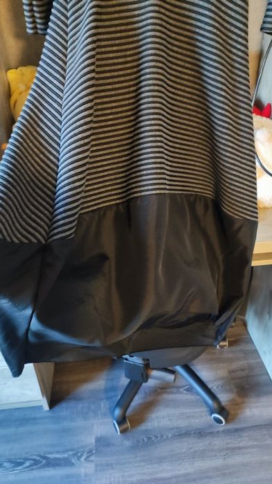 Платья нарядные и повседневные