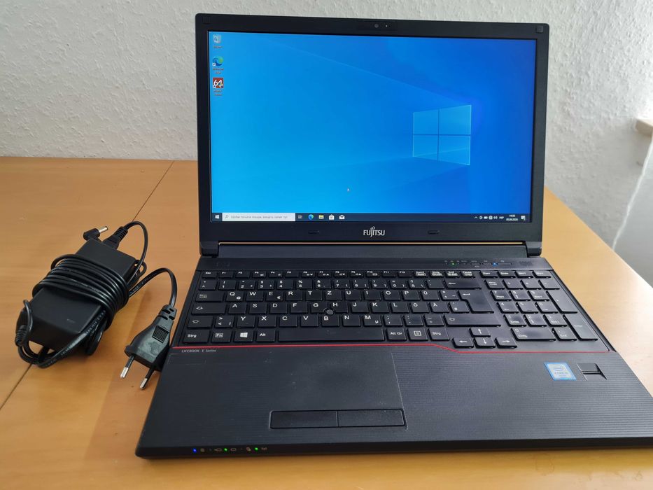 Продам німецький ноутбук Fujitsu Lifebook E556, I5 6th, ssd 256gb/12gb