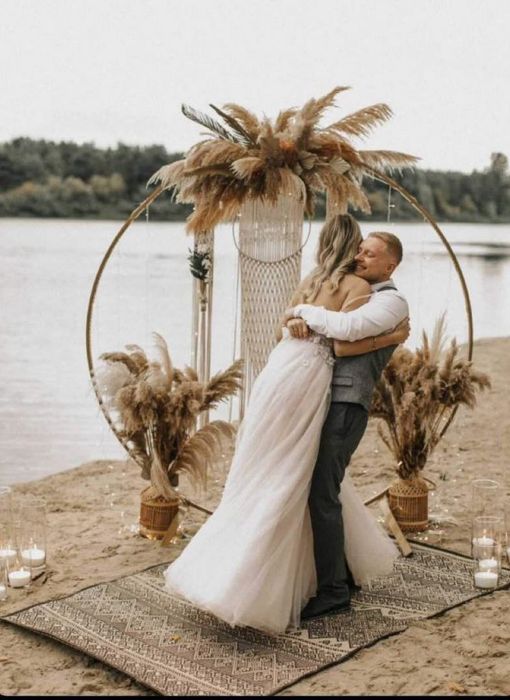 Фотозона на весілля, хрестини, день народження (кругла арка, boho/pampas)