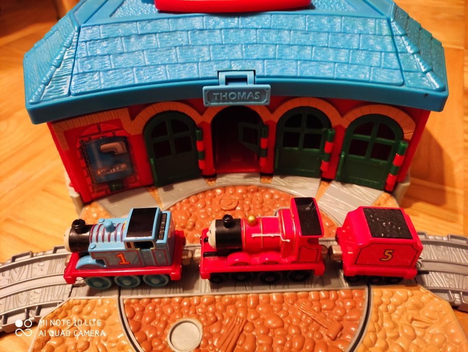 Stacja tomek i przyjaciele. Kolejka.