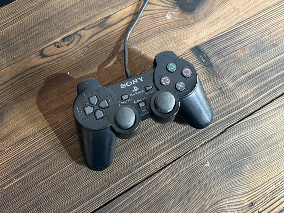 Playstation 2 ( PS2 ) Fat + ponad 100 gier! (zestaw plug&play z dyskiem) + pad SONY + instrukcja