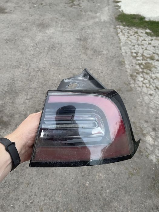 Стоп в крило Тесла tesla 3