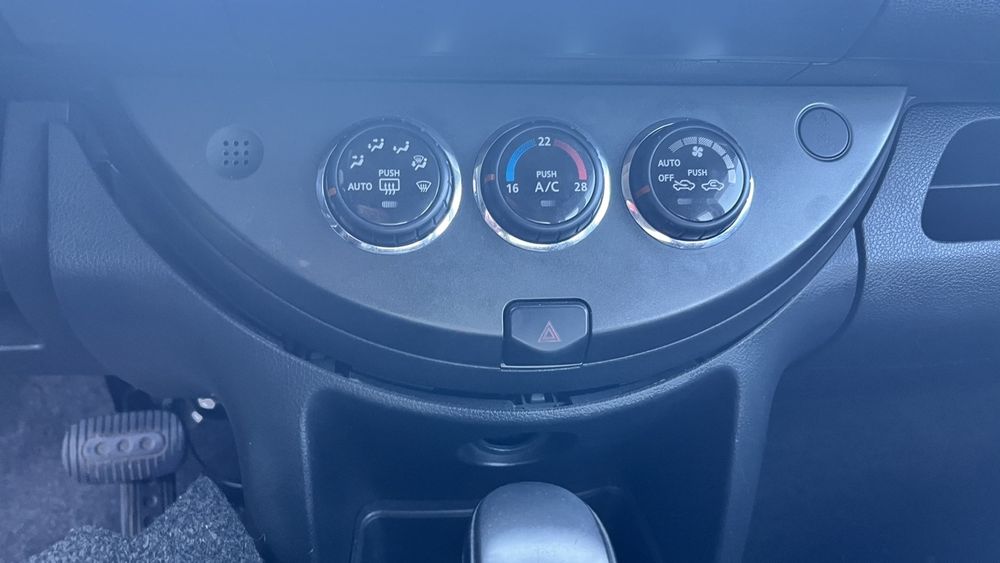 Нісан Ноте .Автозапчастини