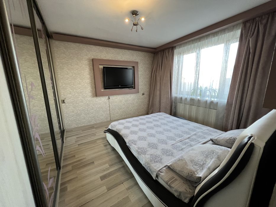 Подобово  Бориспіль Голлватого 36А