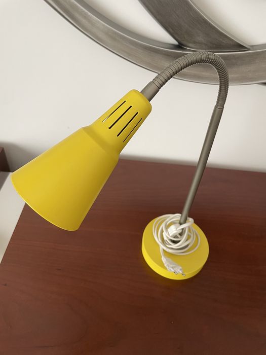 Candeeiro Amarelo