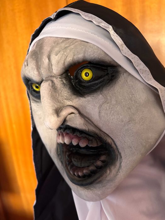 Máscara Freira nova
