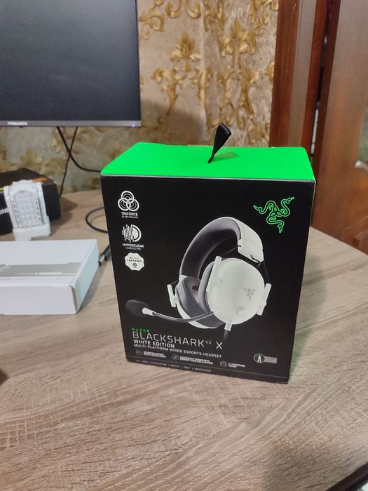 Продаю комп'ютер ,ПК, монітор. Мишка навушники продаються окремо