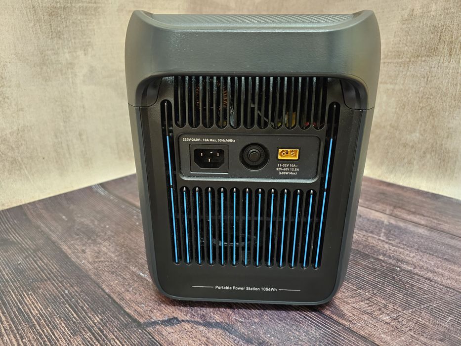 Зарядна станція Anker SOLIX C1000X (1056 Вт/год) б/в з гарантією