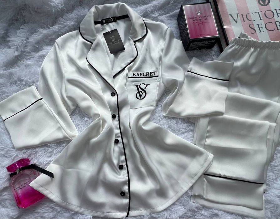 ЗНИЖКА!!! Жіноча піжама Вікторія Сікрет, Victoria's Secret. Подарунок!
