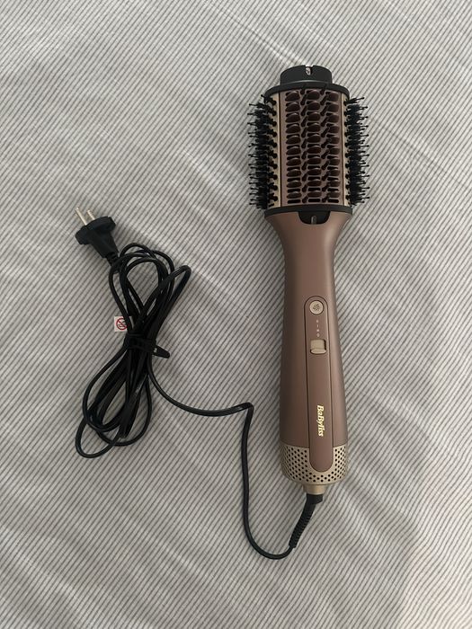 BaByliss Escova de Ar Air Power Volume 2 em 1