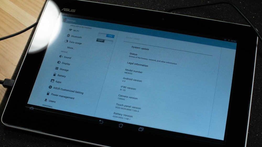 Планшет Asus MeMO Pad FHD 10 ME302C