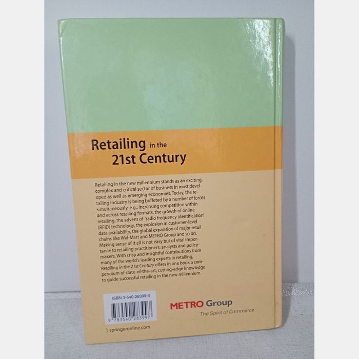 Retailing In The 21th Century. Manfred Krafft