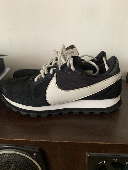 Кроссовки NIKE  Swoosr