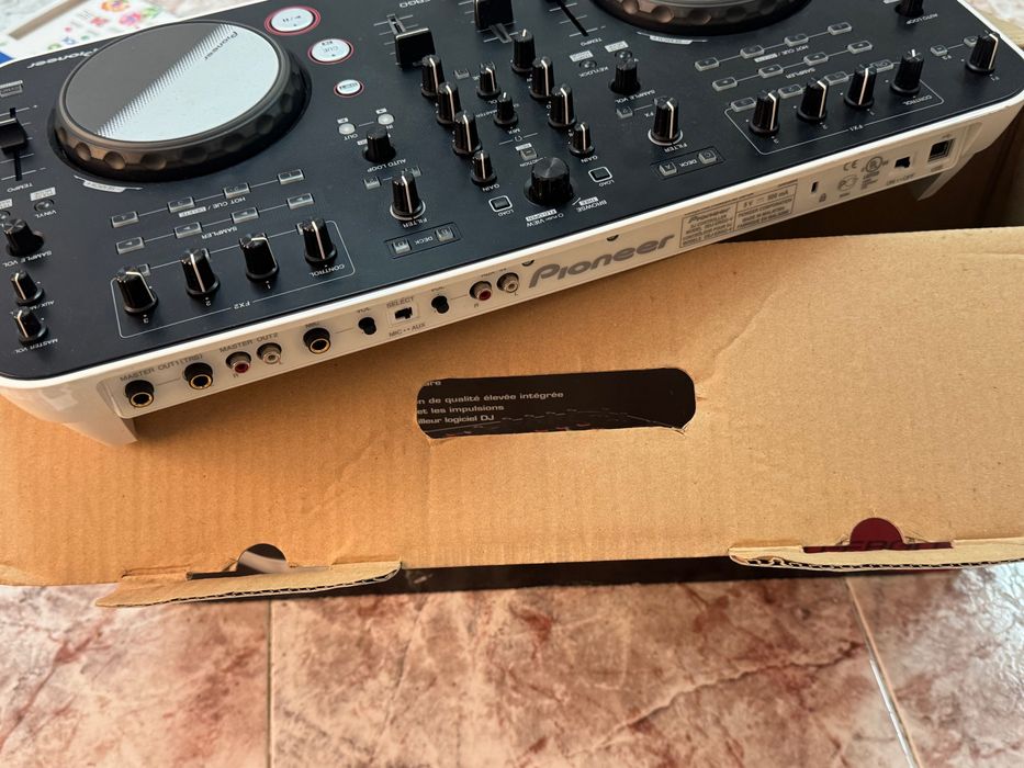 Pioneer dj ergo v